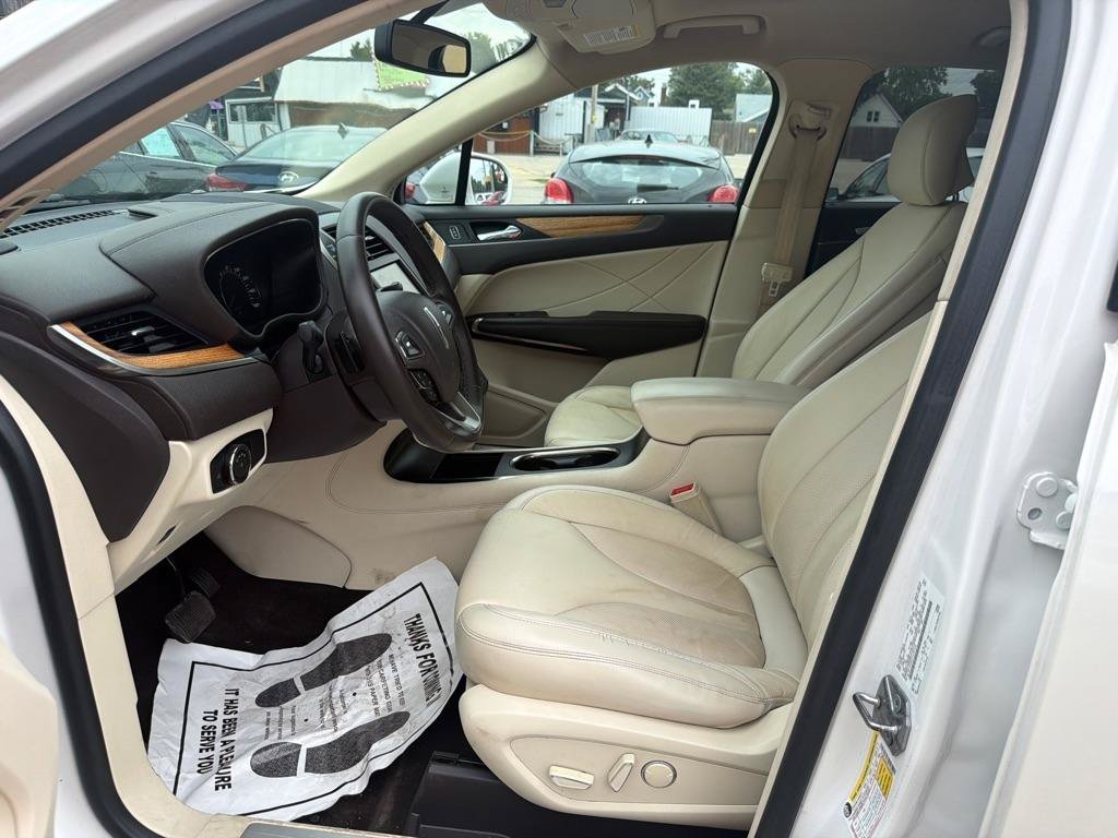 Used 2015 Lincoln MKC AWD w/ Equipment Group 101A Select image 12