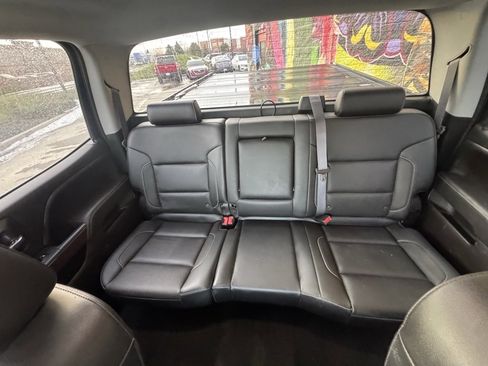 Used 2017 GMC Sierra 2500 SLT w/ Driver Alert Package image 9