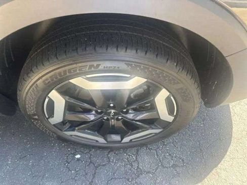 Used 2025 Kia Telluride S FWD image 23