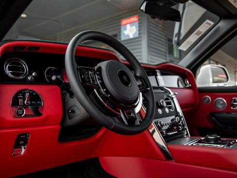 New 2026 Rolls-Royce Cullinan image 27