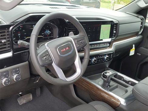 New 2025 GMC Sierra 1500 Elevation w/ Preferred Package image 7