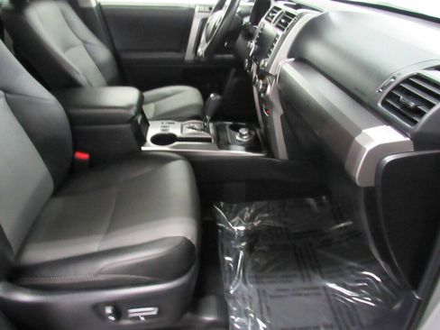 Used 2020 Toyota 4Runner SR5 Premium AWD/4WD image 16