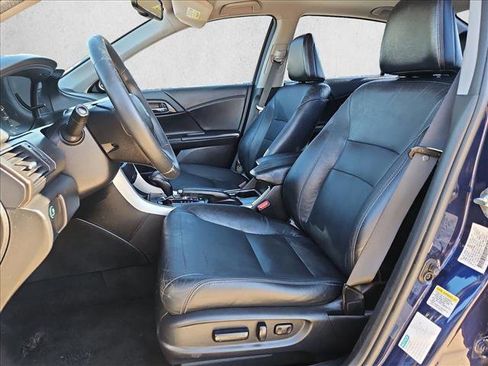 Used 2015 Honda Accord EX-L image 17