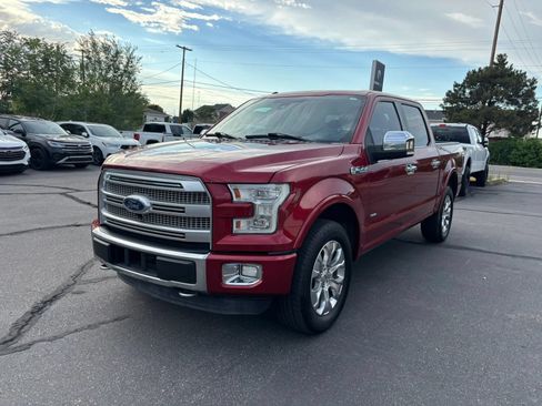 Used 2015 Ford F150 Platinum w/ Equipment Group 701A Luxury AWD/4WD image 3