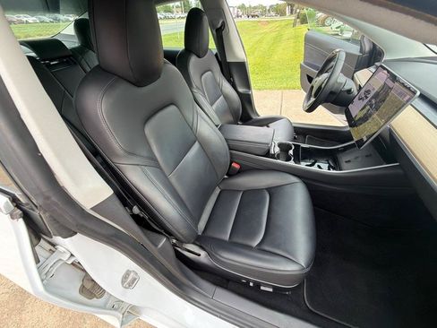 Used 2020 Tesla Model 3 Long Range AWD/4WD image 22