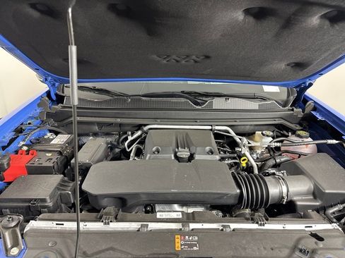 New 2025 Chevrolet Colorado ZR2 w/ ZR2 Bison Edition image 14