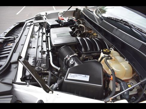 Used 2019 Chevrolet Silverado 1500 LT w/ Convenience Package image 44