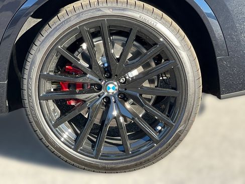 New 2026 BMW X5 M60i image 11