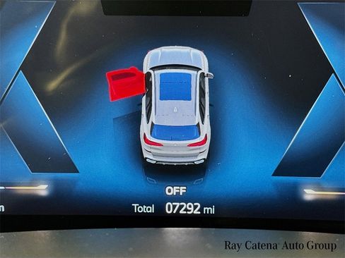 Used 2024 BMW X5 xDrive40i w/ Executive Package image 12