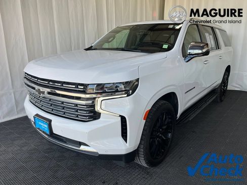 Used 2021 Chevrolet Suburban Premier w/ Premium Package AWD/4WD image 1