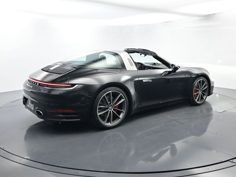 Used 2021 Porsche 911 Targa 4S image 15