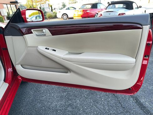 Used 2005 Toyota Solara SLE image 21