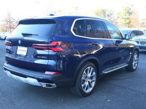 New 2026 BMW X5 xDrive50e w/ Premium Package image 9