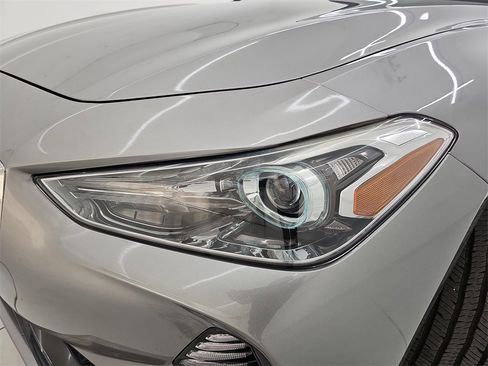 Used 2021 Genesis G70 2.0T image 37