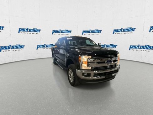 Certified 2018 Ford F250 Lariat w/ Lariat Ultimate Package AWD/4WD image 3