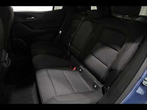 Used 2026 Chevrolet Equinox LT FWD image 18
