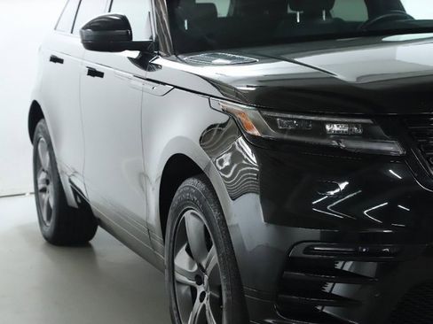 Certified 2025 Land Rover Range Rover Velar Dynamic SE image 12