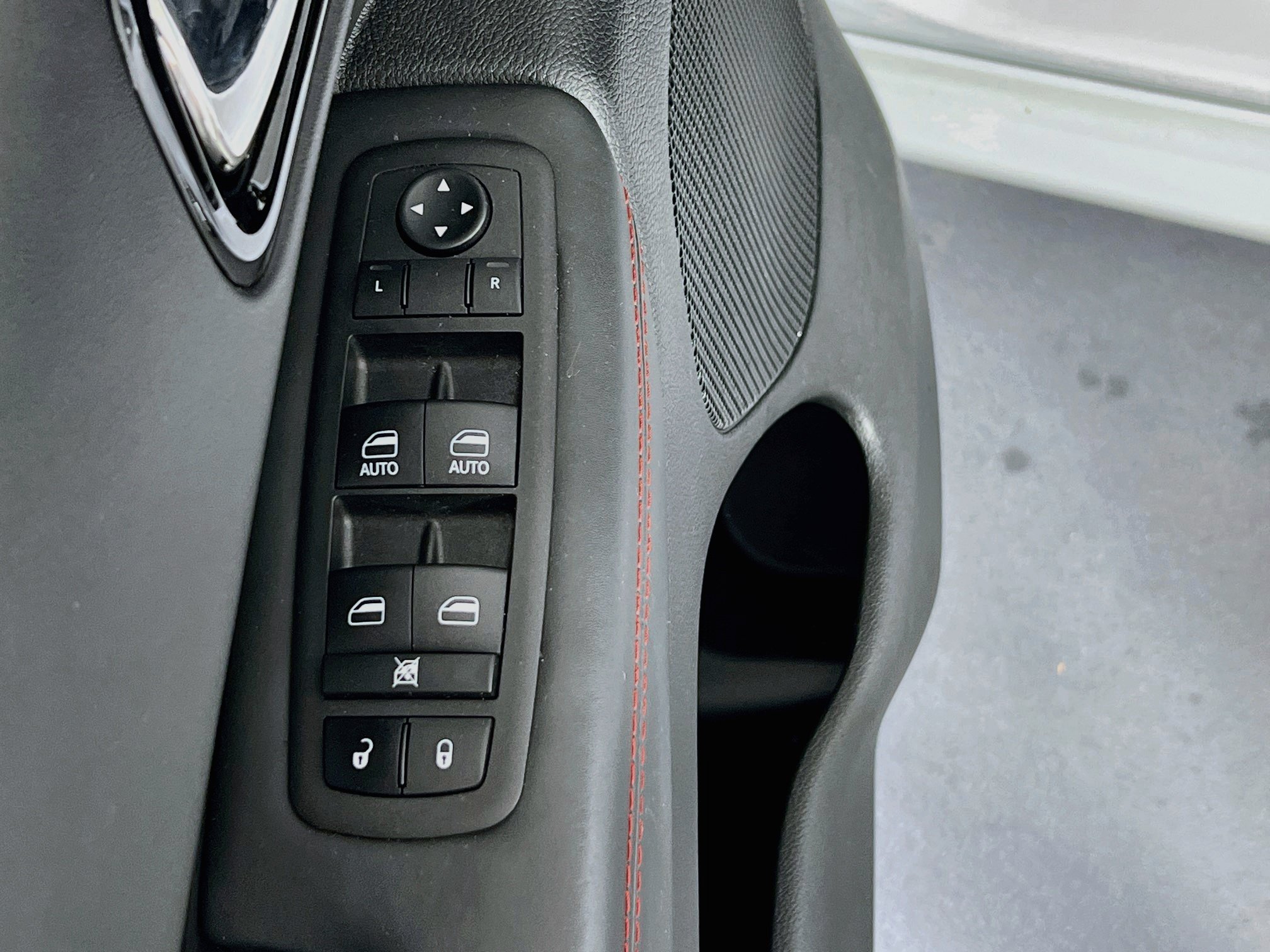 Used 2023 Dodge Durango GT AWD/4WD image 18