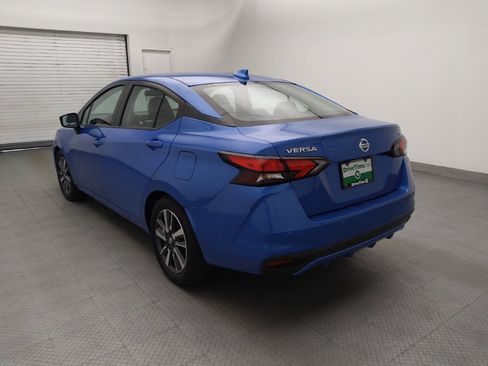Used 2021 Nissan Versa SV FWD image 5