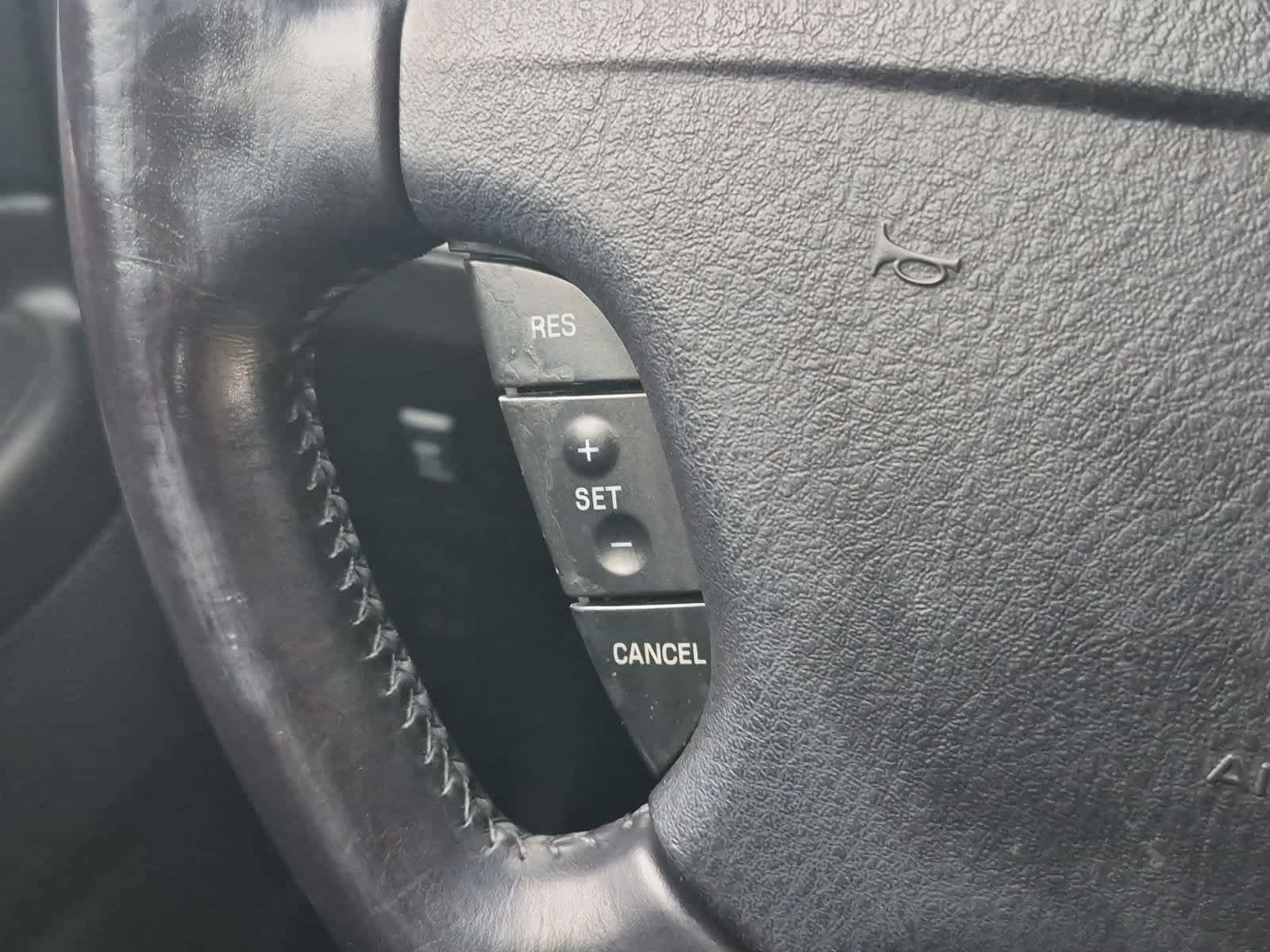 Used 2005 Ford Thunderbird RWD image 22