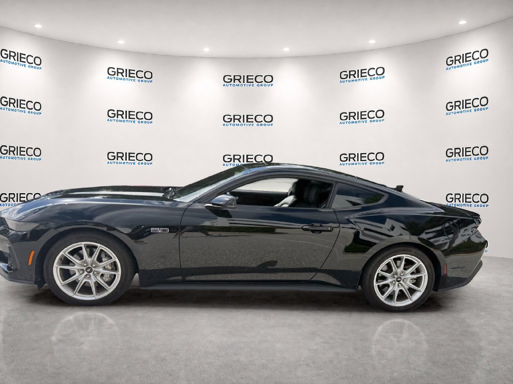 Used 2025 Ford Mustang GT Premium RWD image 4