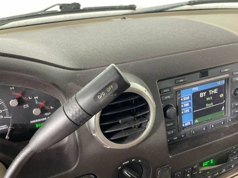 Used 2004 Ford Expedition Eddie Bauer AWD/4WD image 9
