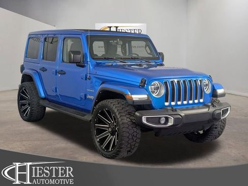Used 2022 Jeep Wrangler Unlimited Sahara w/ LED Lighting Group AWD/4WD image 1