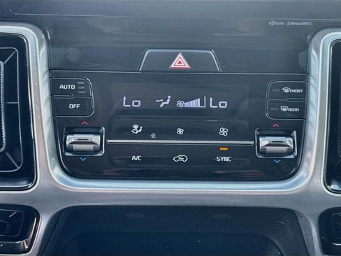 Used 2021 Kia Sorento SX FWD image 16