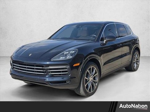 Used 2019 Porsche Cayenne w/ Premium Plus Package image 1