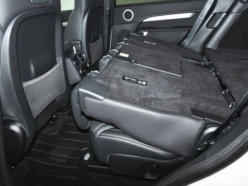 Used 2023 Land Rover Discovery S R-Dynamic image 58