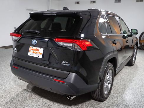 Used 2023 Toyota RAV4 XLE w/ Convenience Package AWD/4WD image 7