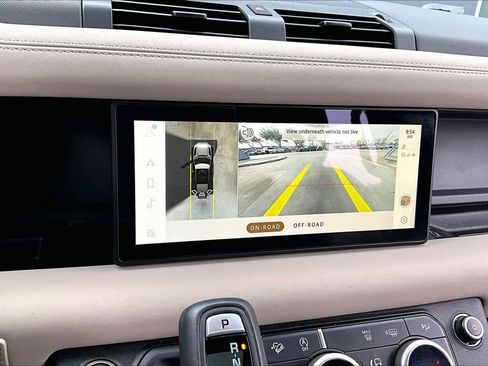 Used 2023 Land Rover Defender 110 X-Dynamic SE image 25