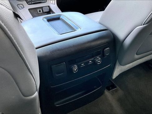 Used 2015 Chevrolet Tahoe LT RWD image 10