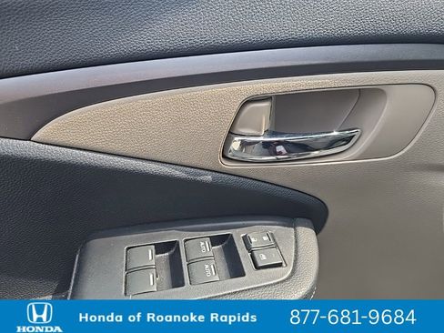 Used 2019 Honda Ridgeline RTL-T image 11