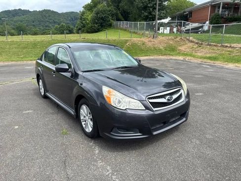 Used 2012 Subaru Legacy 2.5i Premium w/ All-Weather Pkg + Moonroof AWD/4WD image 2