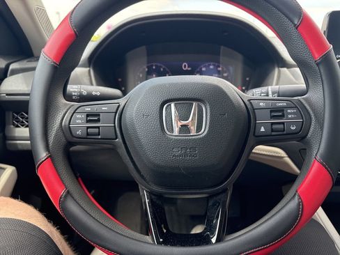 Used 2023 Honda Accord EX image 12