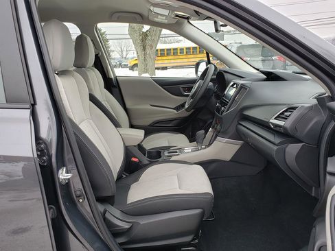 Used 2023 Subaru Forester image 16