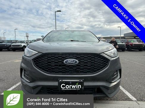Used 2020 Ford Edge ST-Line w/ Cold Weather Package image 3