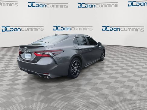 Used 2024 Toyota Camry SE FWD image 8