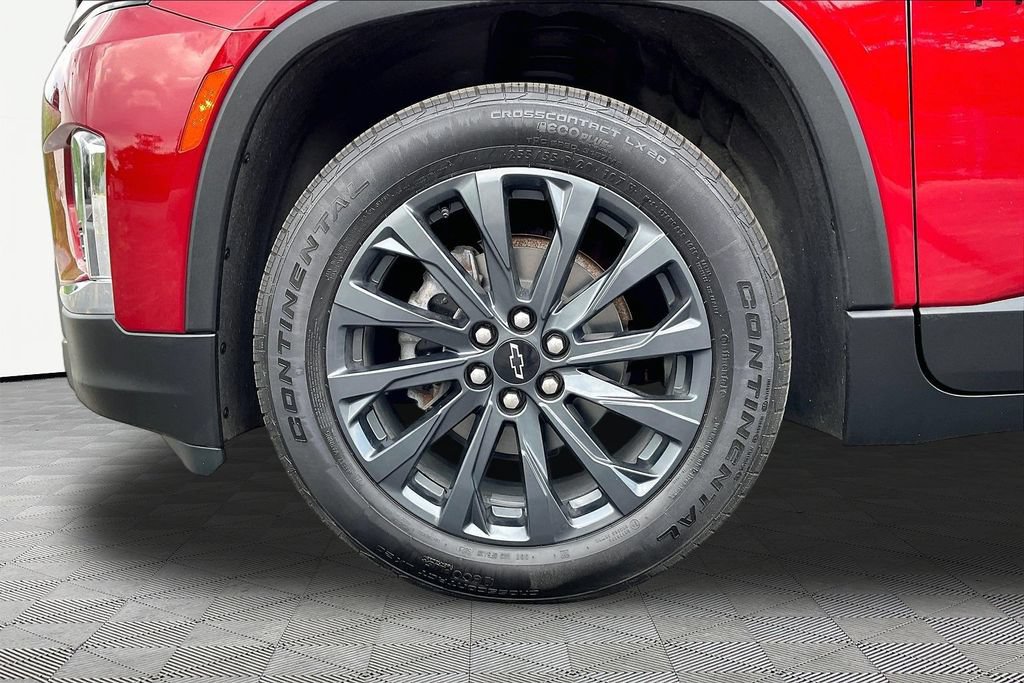 Used 2024 Chevrolet Traverse RS w/ LPO, Floor Liner Package AWD/4WD image 37