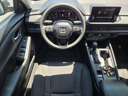 Used 2023 Honda Accord LX image 11