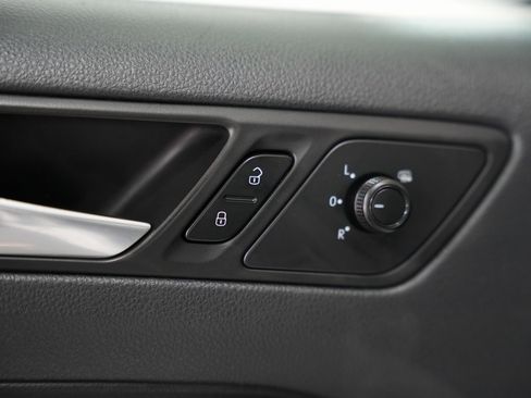 Used 2016 Volkswagen Jetta Sport image 42