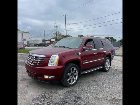 Used 2011 Cadillac Escalade Luxury AWD/4WD image 1