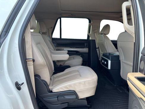 Certified 2023 Ford Expedition Max Limited RWD image 23