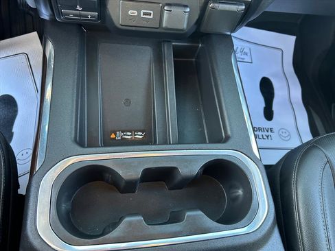 Used 2022 GMC Sierra 1500 SLT image 36