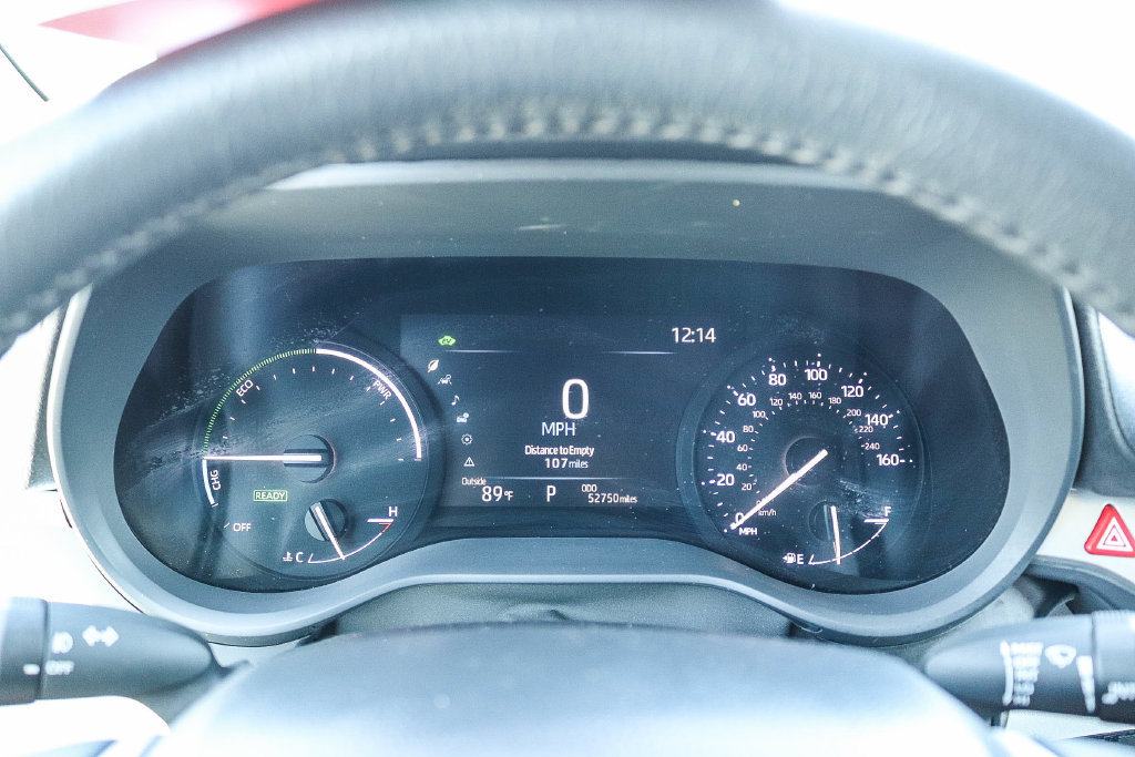 Used 2025 Toyota Sienna XLE FWD image 23