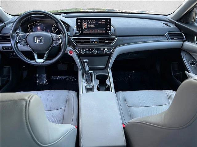Used 2018 Honda Accord Touring image 20