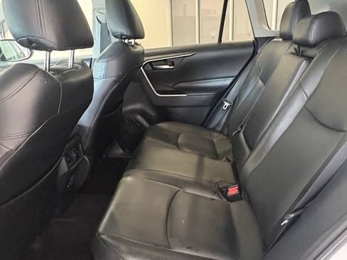 Used 2020 Toyota RAV4 XLE w/ Convenience Package AWD/4WD image 20