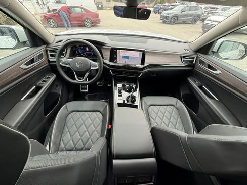 New 2026 Volkswagen Atlas SEL Premium R-Line AWD/4WD image 9