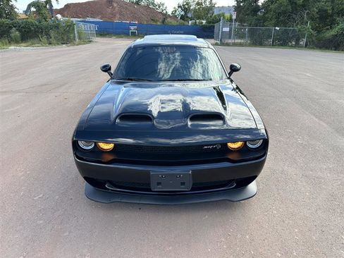 Used 2021 Dodge Challenger SRT Hellcat w/ Plus Package image 4